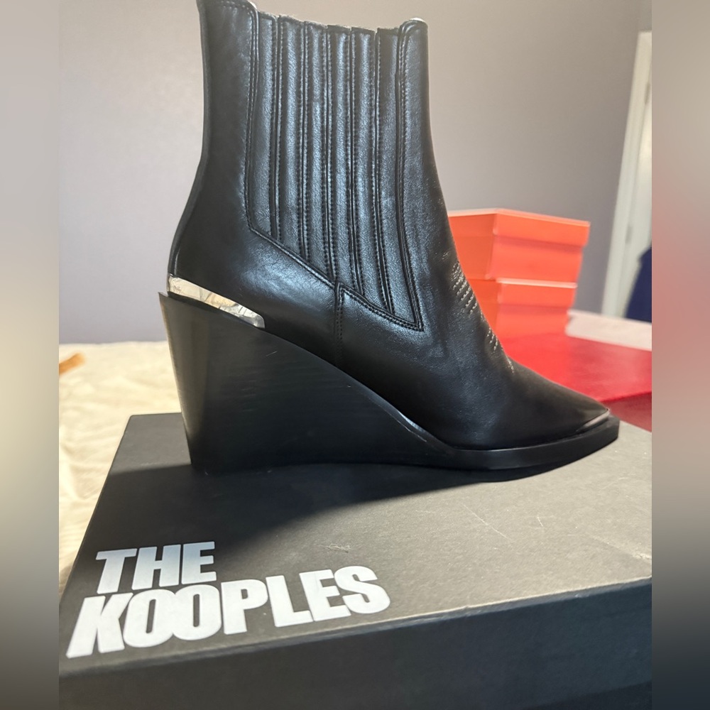 The Kooples BLACK LEATHER ANKLE BOOTIES,  FR 40 US 9, NIB